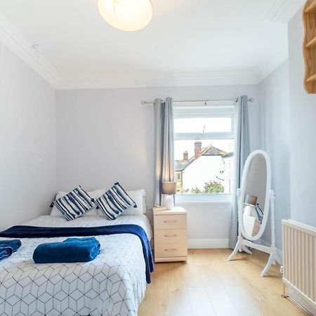 2 Bedroom Apartment Southend-On-Sea Dış mekan fotoğraf