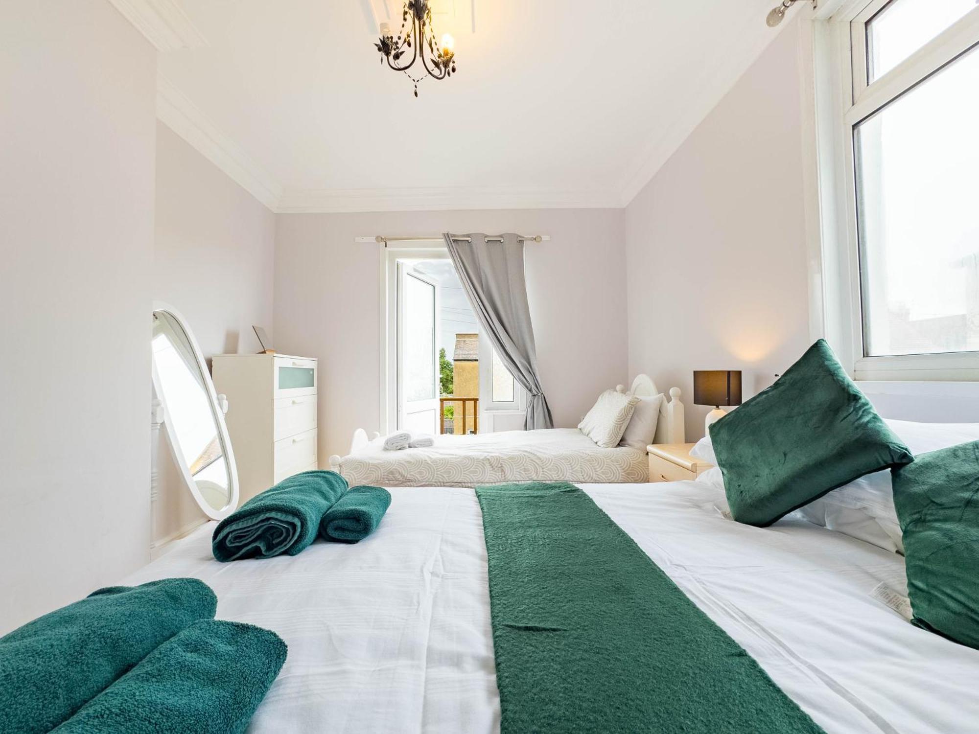 2 Bedroom Apartment Southend-On-Sea Dış mekan fotoğraf