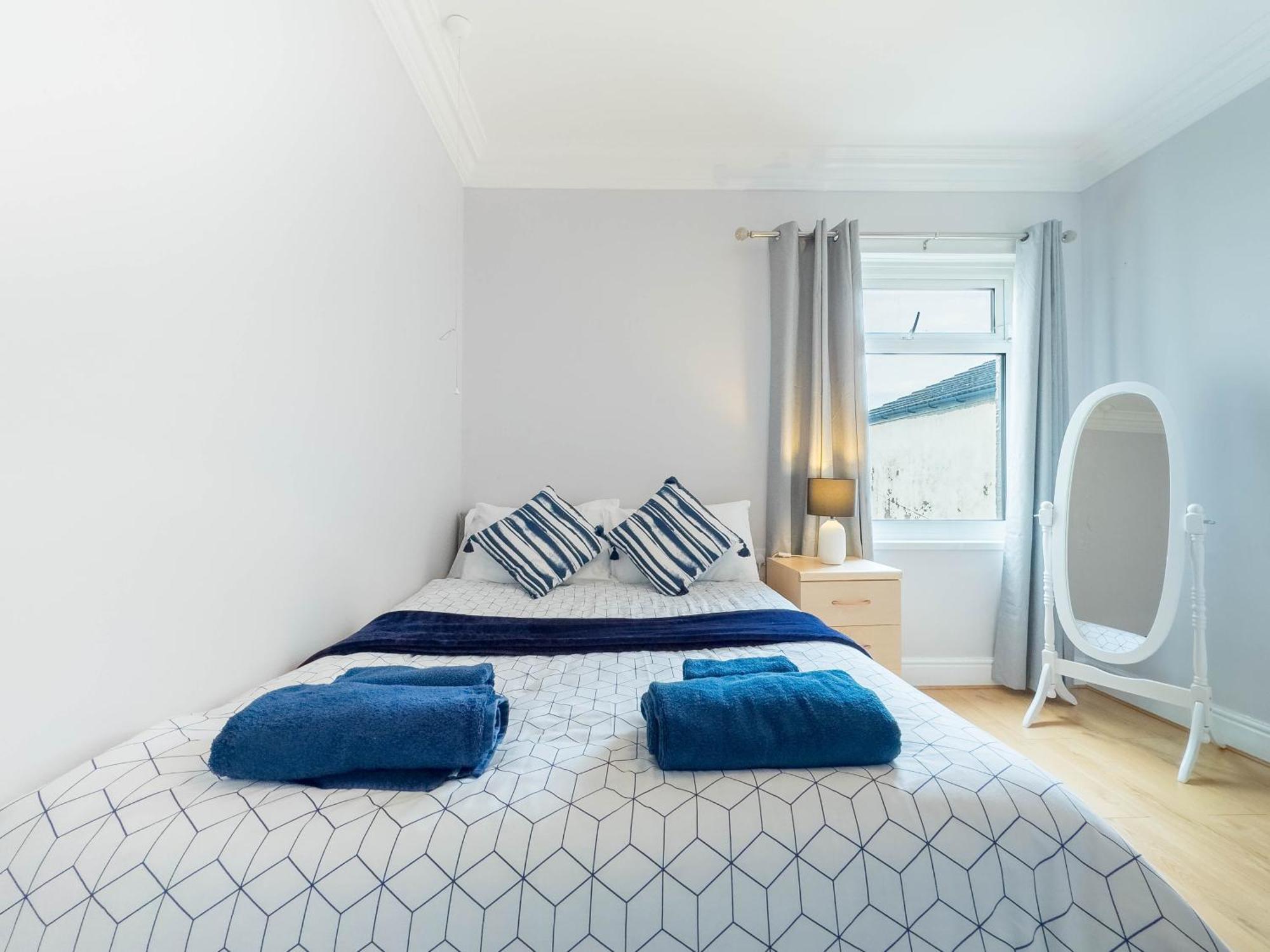 2 Bedroom Apartment Southend-On-Sea Dış mekan fotoğraf